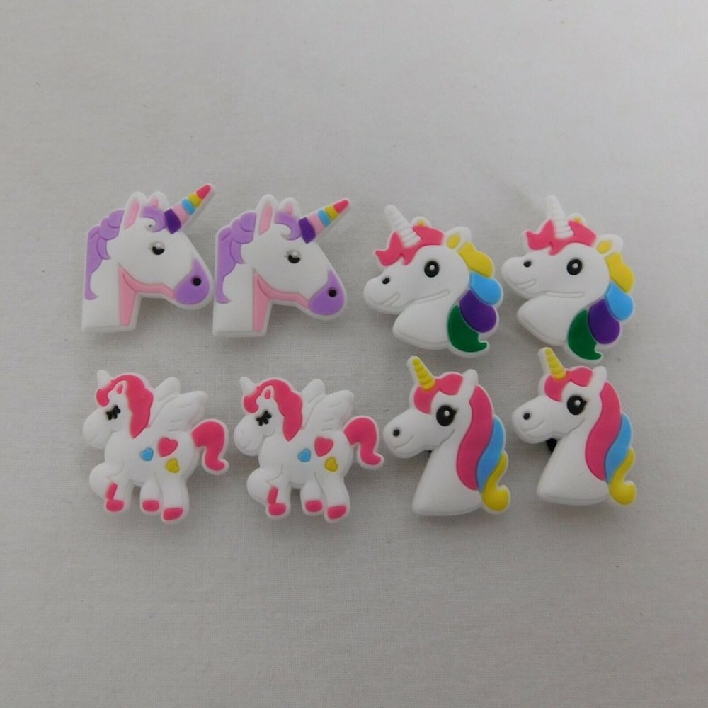 8 Piece Lot Unicorn PVC Shoes Charms Wristbands Pastel Rainbow Hearts